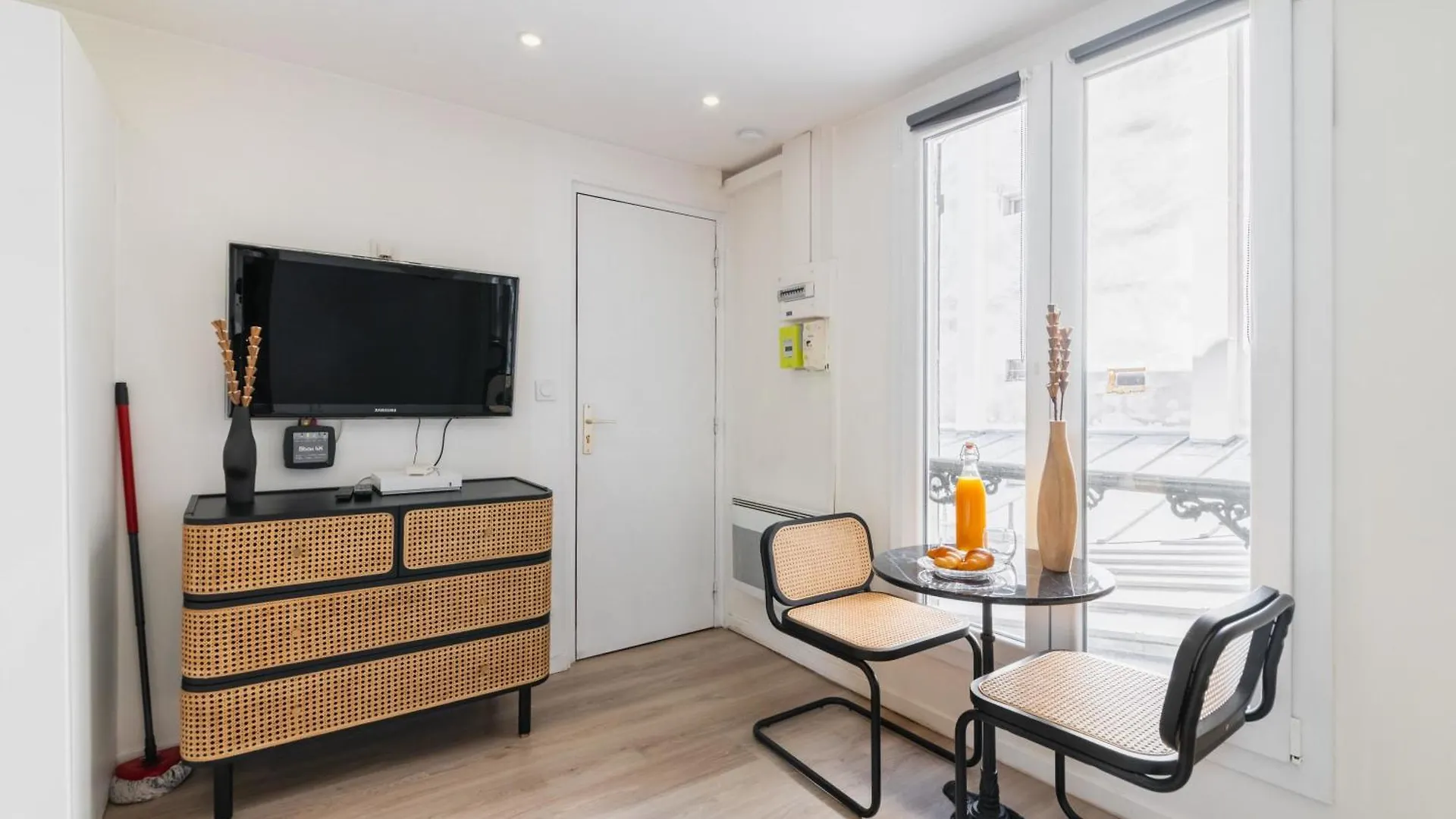 Elegant Studio Voltaire- Paris 11 - 2P 0*,  Francia